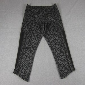 Lululemon Hot to Street Crop Leggings Size‎ 8 Black Gray Animal Print Mesh Yoga